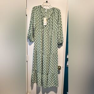 Chic Green Geometric Long Sleeve Dress